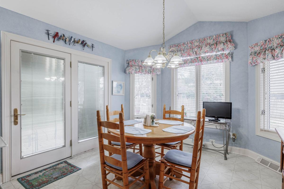 PEPPERMILL COURT HOME Gallery Kurtz Auction & Realty Co.